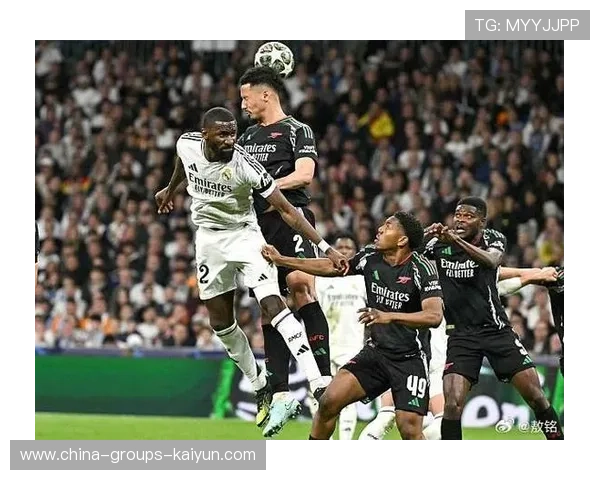 皇马门将出击传球发起快攻，阿森纳反击未果