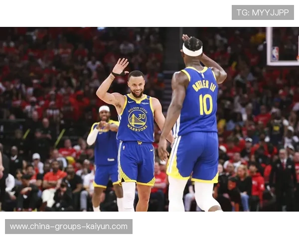 库里三分接连落网，勇士稳住胜局