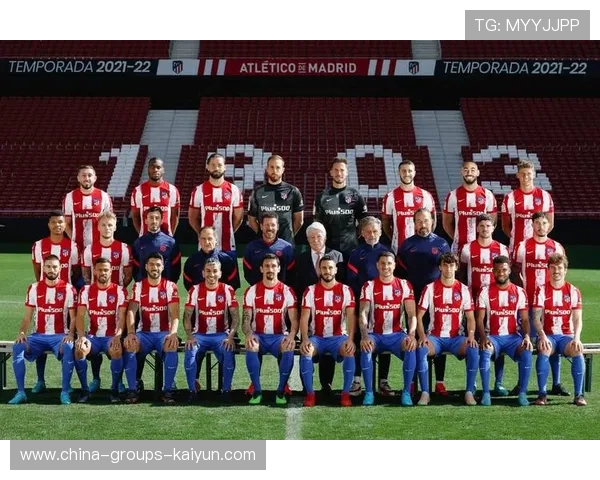 成都蓉城帅惟浩：中场传切策动射门，场上艺术与竞技的完美结合