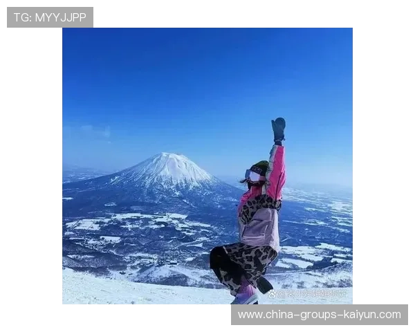 滑雪高速冲坡惊险万分，体验极速刺激的极限挑战
